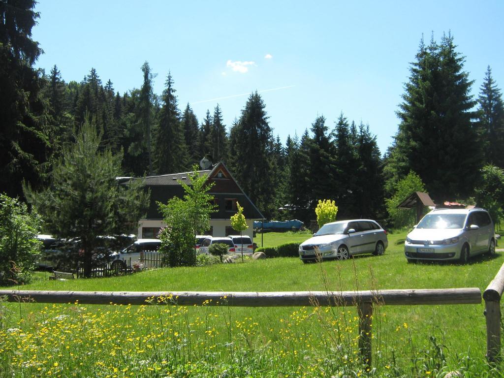 Penzion Pod Dobakom Lazisko Exterior photo
